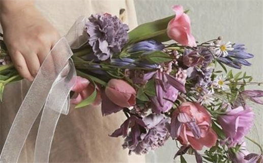 81鸡年出生是什么命_鸡年81年出生是什么命