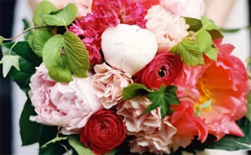 2027年08月13日老黄历适合领取结婚证吗