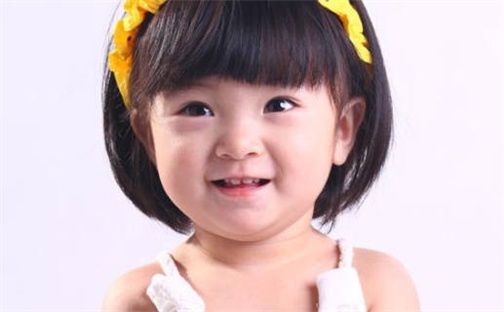 周姓男孩子取名