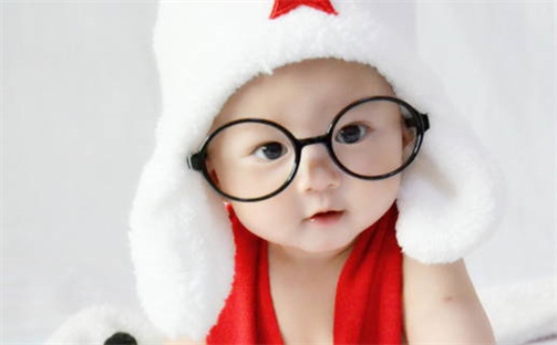 林姓男宝温柔甜美名字大全，含详细五行分析