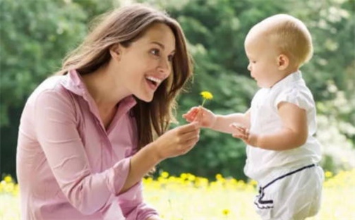 李姓女孩子取名